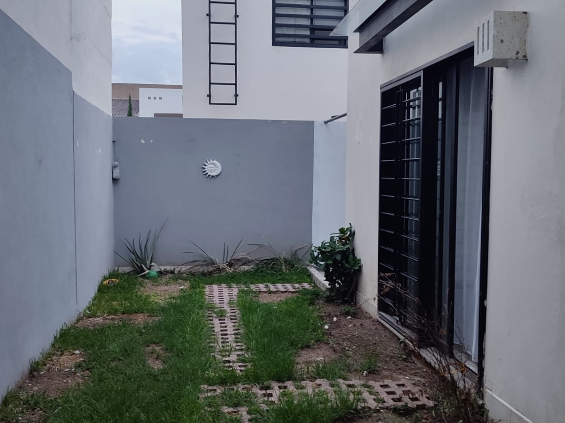 casa-cibeles-1-jardin