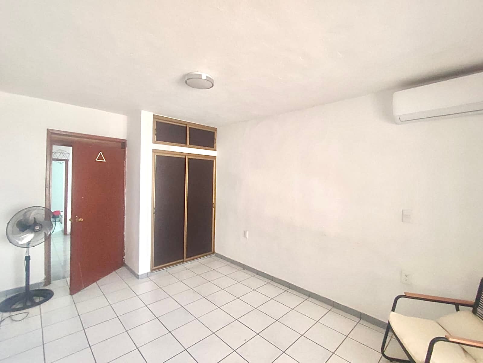 luis-moya-1-habitacion